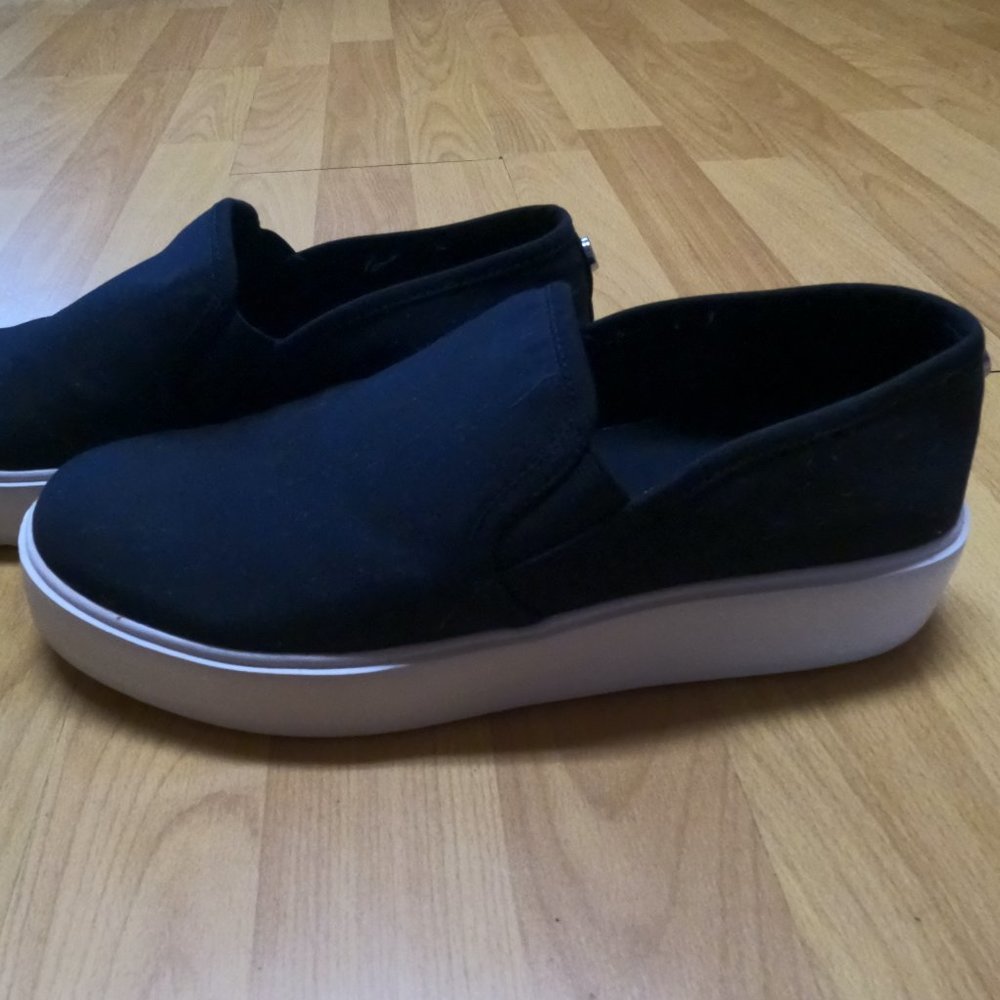 Steve Madden platform slip on shoes